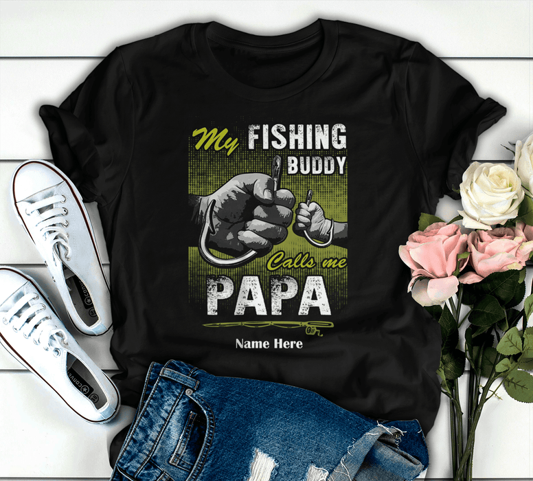 Personalized T-Shirt For Fishing Lovers To Grandpa Vintage Fist Bump Design Custom Grandkids Name Father's Day Shirt