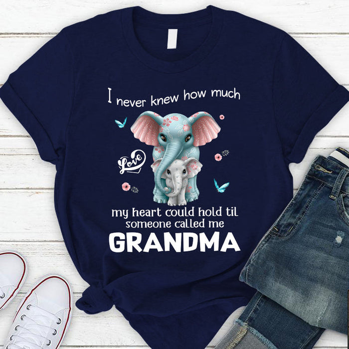 Personalized T-Shirt For Grandma I Never Knew How Much My Heart Could Hold Cute Hugging Elephant Printed