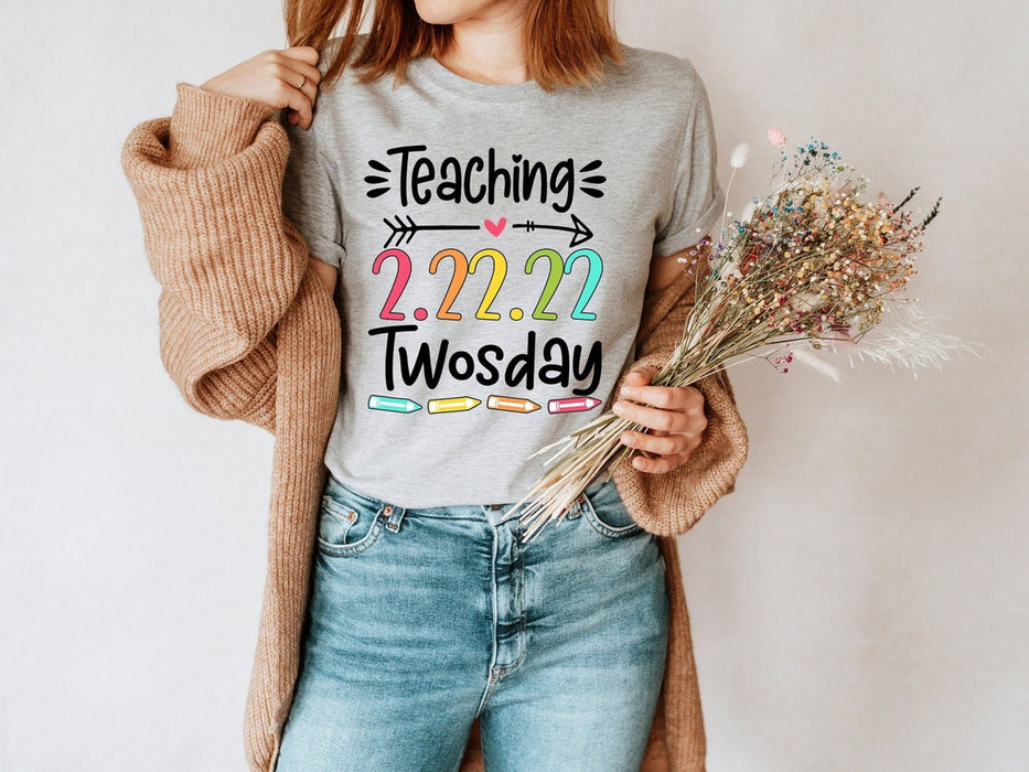 Classic Unisex T-Shirt For Teacher Teaching 2.22.22 Twosday Arrow Heart & Pencil Printed Happy Twosday Shirt