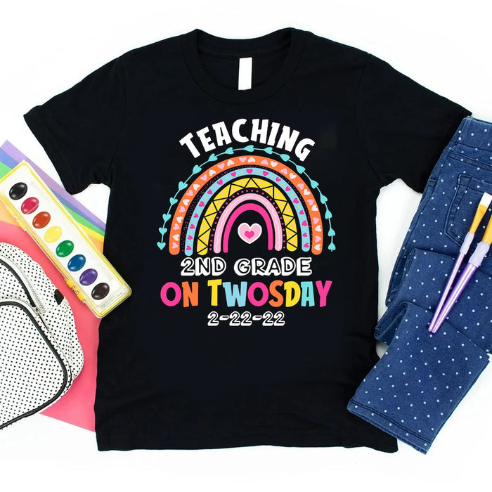 Classic Unisex T-Shirt For Teacher Teaching 2nd Grade On Twosday 2-22-22 Colorful Rainbow Heart Happy Twosday Shirt