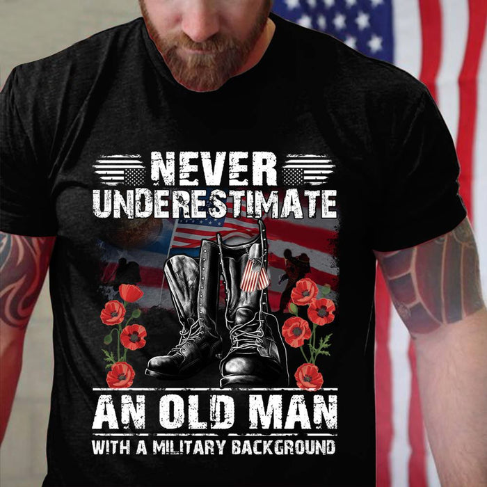 Classic T-Shirt For Men Never Underestimate An Old Man With A Military Background US Flag Printed