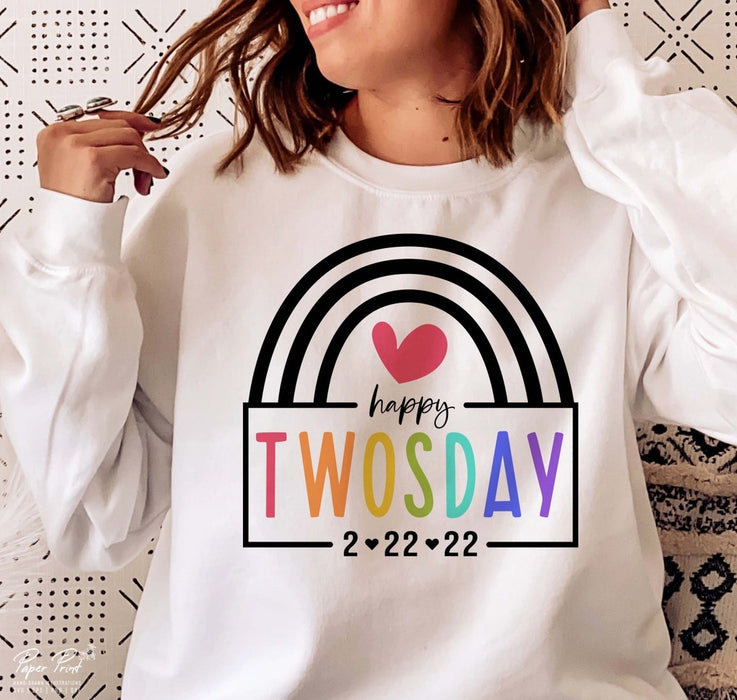 Classic Sweatshirt For Men Women Happy Twosday 2.22.22 Rainbow Heart Printed February 22nd 2022 Twosday Sweater