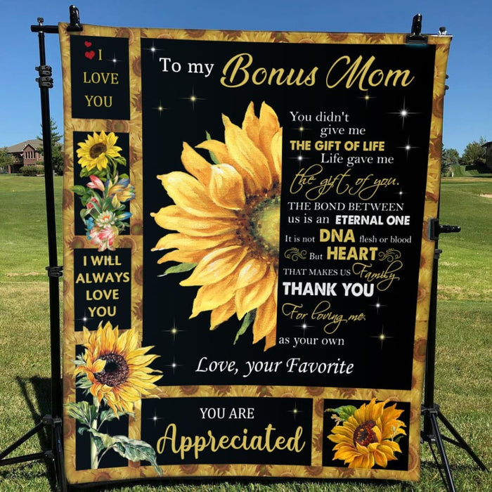 Personalized To My Stepmom Blanket Life Gave Me Gifts Of You Sunflowers Custom Name Gifts For Stepfamily Day Birthday
