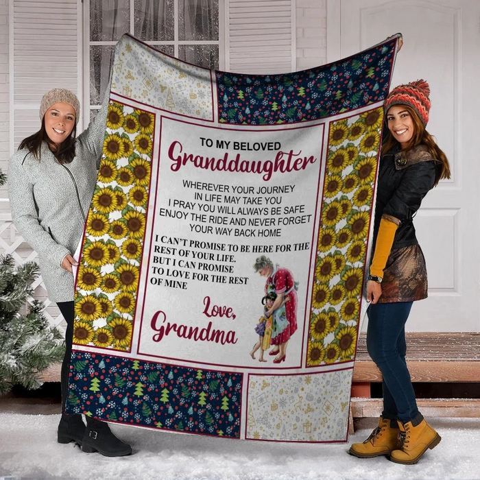 Personalized Sunflower Xmas Blanket To My Beloved Granddaughter Holding Nana And Baby Girl Design Custom Name