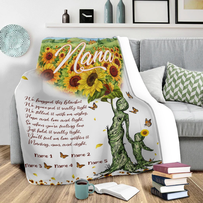 Personalized Fleece Throw Blanket To My Grandma From Grandkids Nana We Hugged This Blanket Sunflower Tree Woman Printed