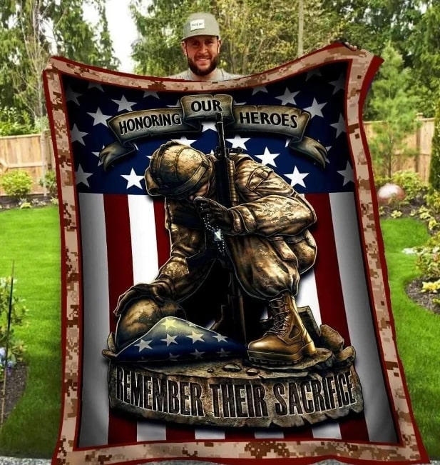 Blanket For Veteran Heaven Honoring Our Heroes Design America Flag Army Holding Gun Helmet Veterans