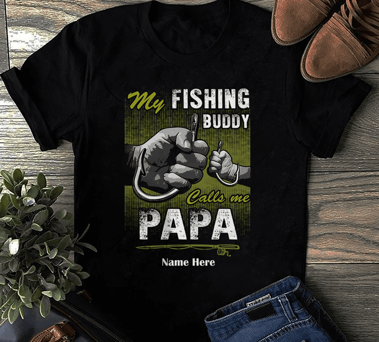 Personalized T-Shirt For Fishing Lovers To Grandpa Vintage Fist Bump Design Custom Grandkids Name Father's Day Shirt
