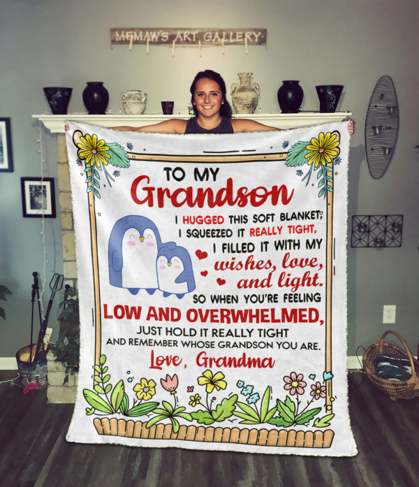 To My Grandson Face Sweet Message From Grandma Print Penguins Family Cute Gifts for Grandson Blanket