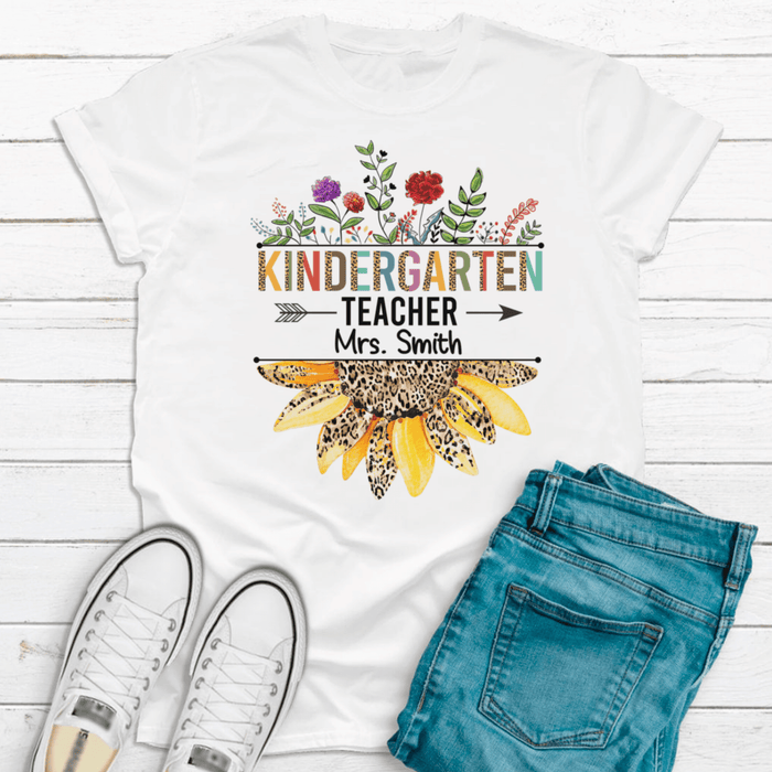 Personalized T-Shirt For Teachers Mrs. Smith Colorful Leopard & Sunflower Design Custom Name Back To School Outfit