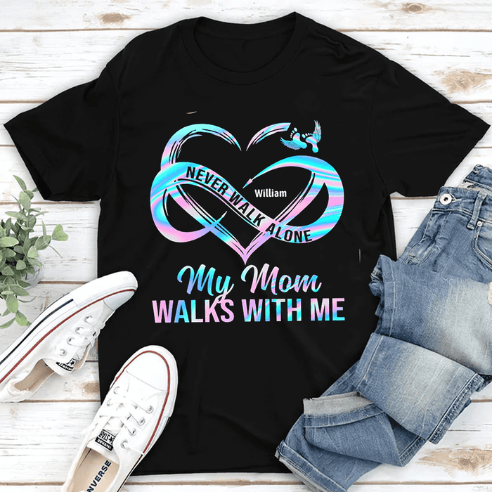 Personalized Memorial T-Shirt For Loss Of Mother My Mom Walks With Me Footprint Custom Name Remembrance Gifts