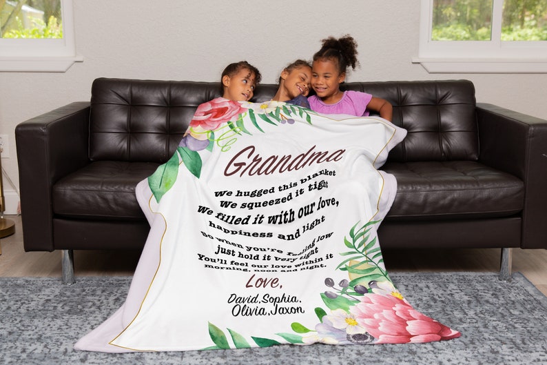 Personalized To My Grandma Blanket From Grandkids Colorful Flowers Squeezed It Tight Custom Name Gifts For Christmas