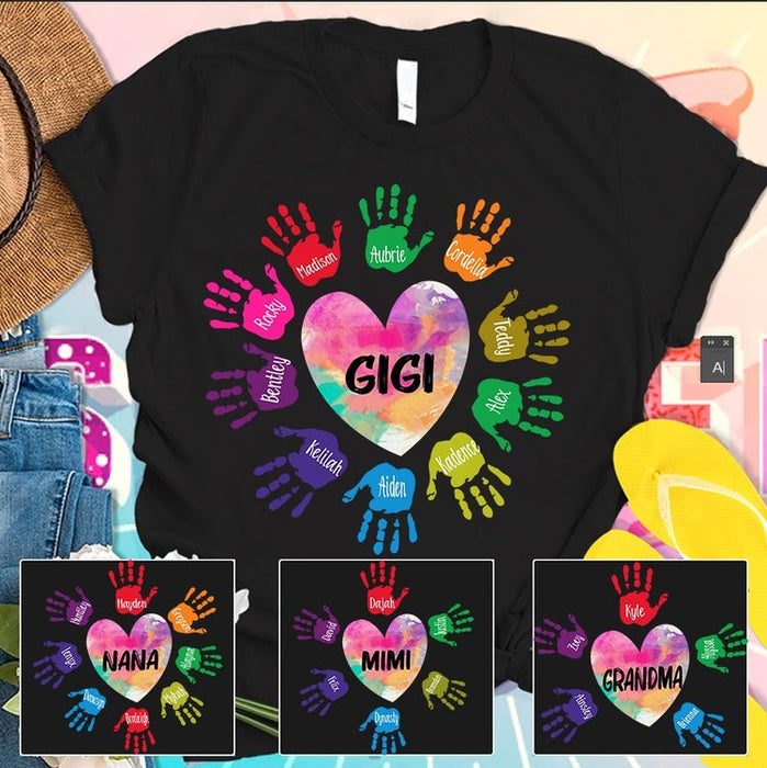 Personalized T-Shirt For Grandma Gigi Heart & Colorful Handprints Printed Custom Grandkids Name Mother'S Day Shirt