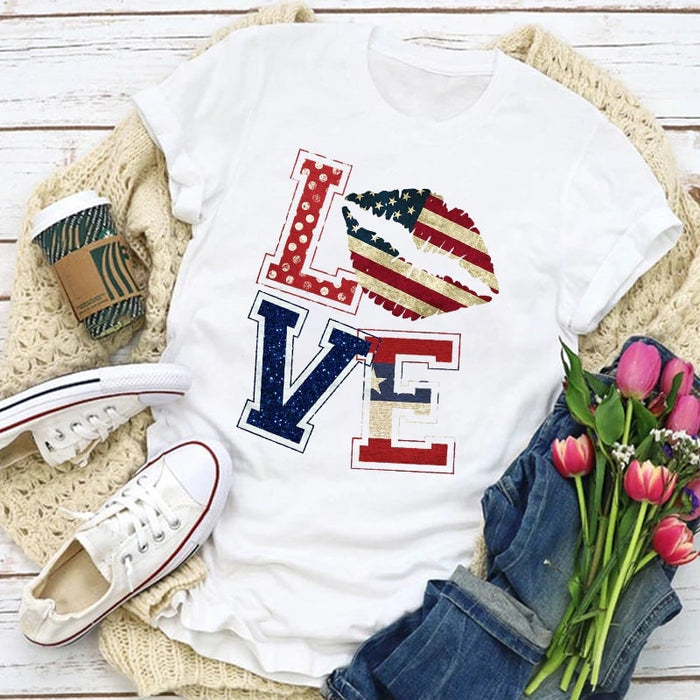 Classic T-Shirt For Women Love Shirt US Flag Art Printed Shirt For Independence Day