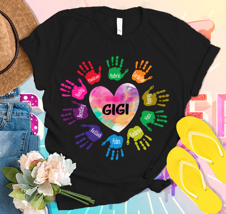 Personalized T-Shirt For Grandma Gigi Heart & Colorful Handprints Printed Custom Grandkids Name Mother'S Day Shirt