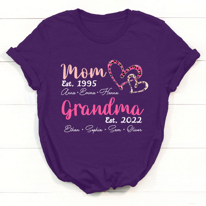 Personalized T-Shirt Mom Grandma Est. Year Cute Hearts Printed Custom Year & Grandkids Name Mother'S Day Shirt
