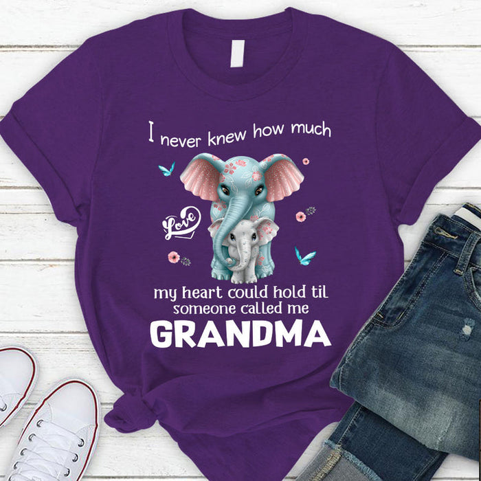 Personalized T-Shirt For Grandma I Never Knew How Much My Heart Could Hold Cute Hugging Elephant Printed