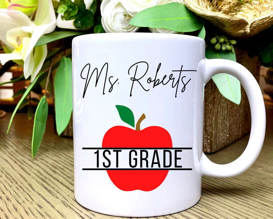 Personalized Teacher Coffee Mug, Teacher Appreciation Gift, Teacher Gifts, Teacher Coffee Cup, Teacher Mug Apple, Back to School Gift