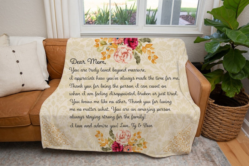 Personalized Letter Fleece Blanket To My Mom From Daughter Son Rustic Floral Pattern Design Prints Custom Name